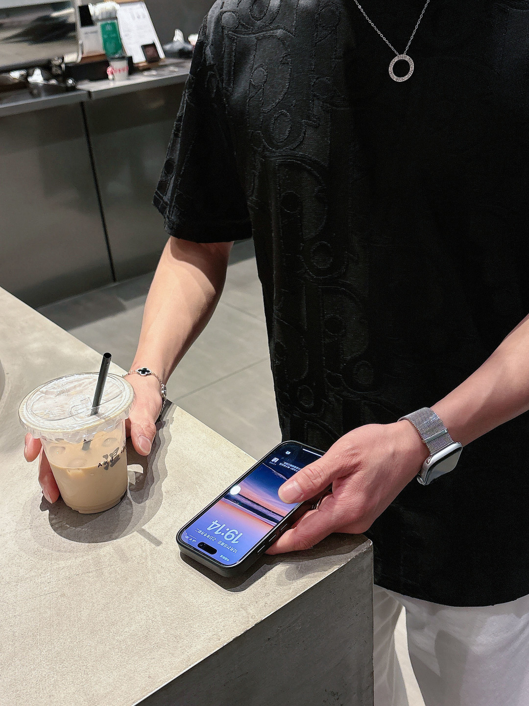 Dio 26ss新品 官网永远不败 经典款 永久精品 专柜永恒联名款 CD字母全身暗纹提logo 重工艺