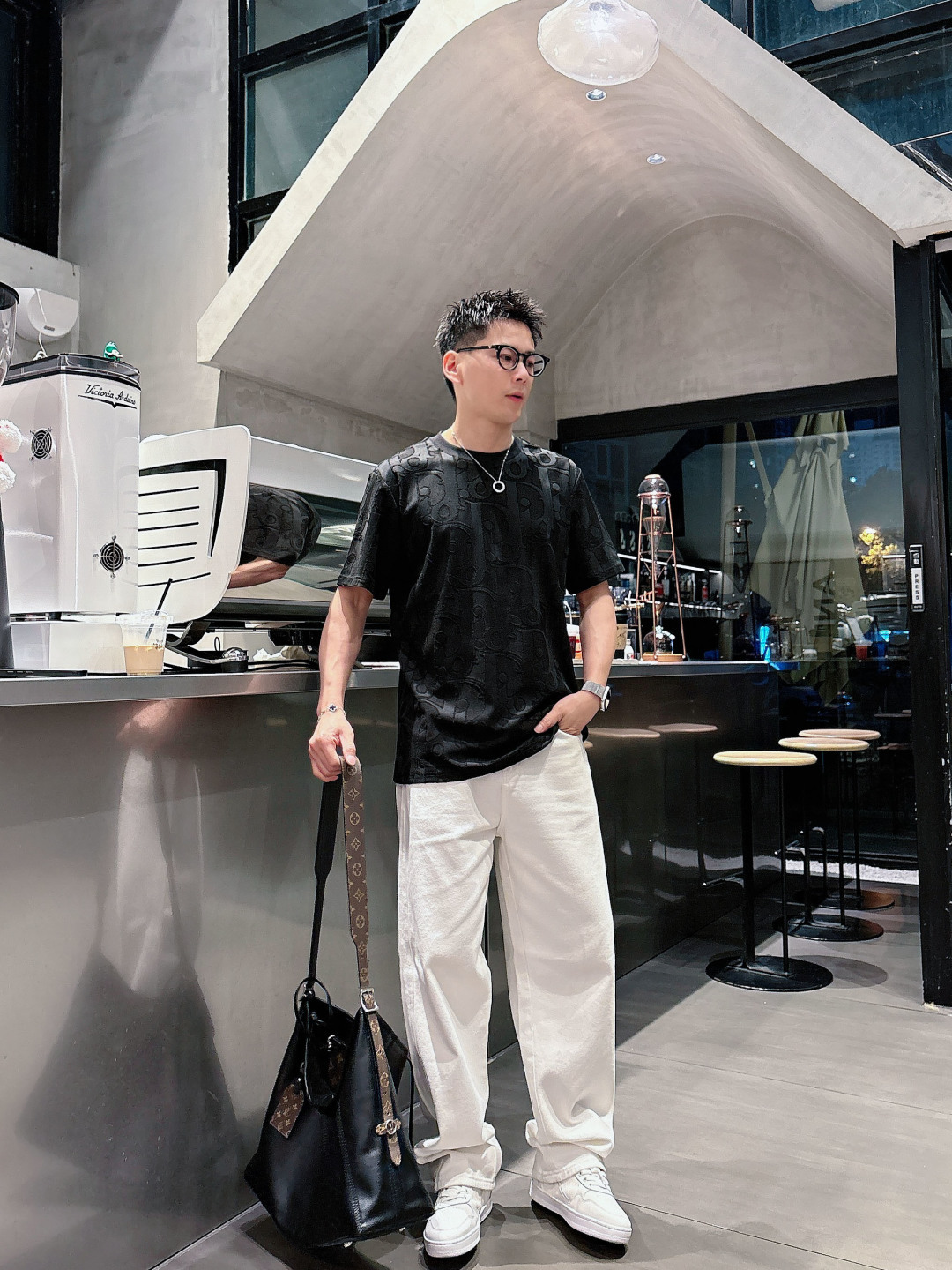 Dio 26ss新品 官网永远不败 经典款 永久精品 专柜永恒联名款 CD字母全身暗纹提logo 重工艺