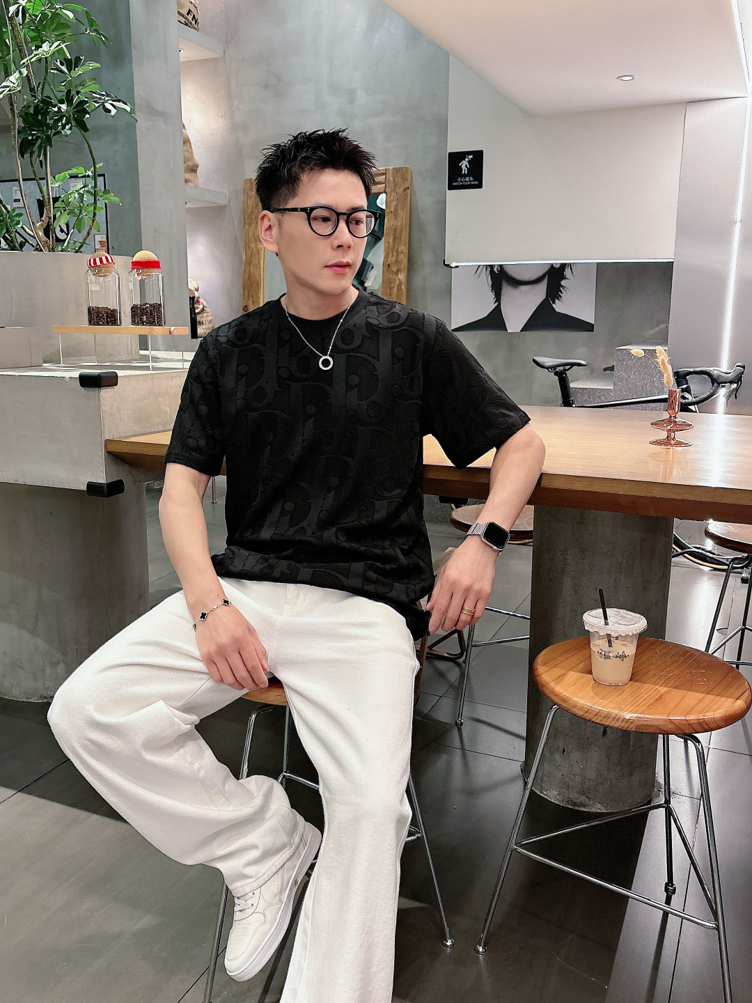 Dio 26ss新品 官网永远不败 经典款 永久精品 专柜永恒联名款 CD字母全身暗纹提logo 重工艺