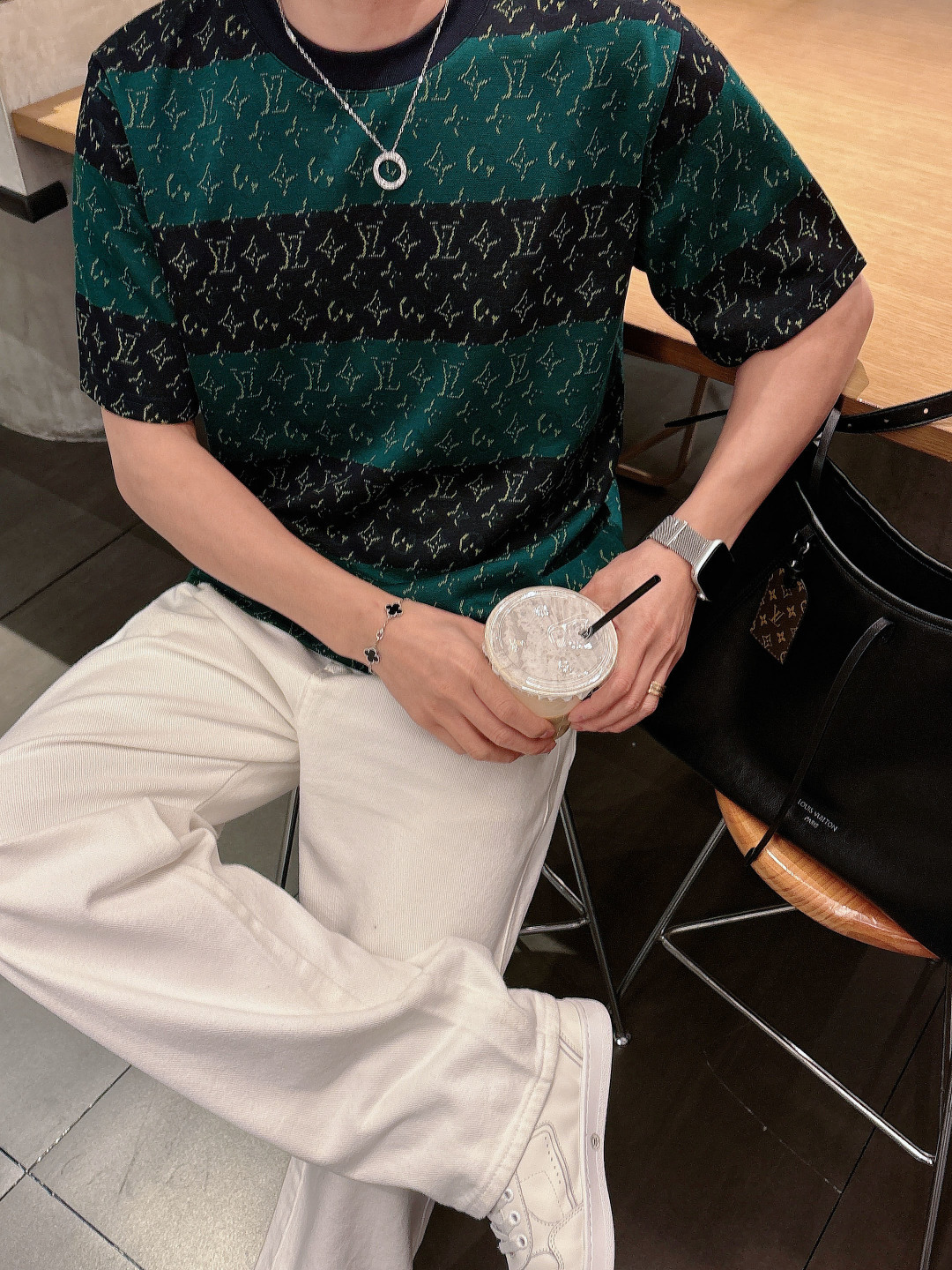 高版本 L家26ss新品 春夏新款 提花针织短袖轻奢主义 男女日常通勤穿搭必备单品 正确版本 欢迎对比详