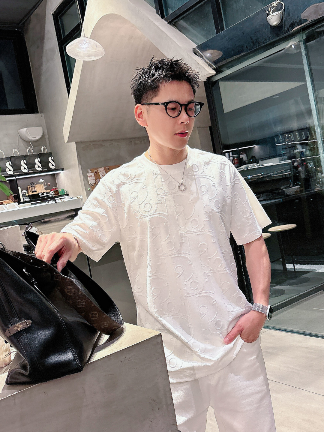 Dio 26ss新品 官网永远不败 经典款 永久精品 专柜永恒联名款 CD字母全身暗纹提logo 重工艺