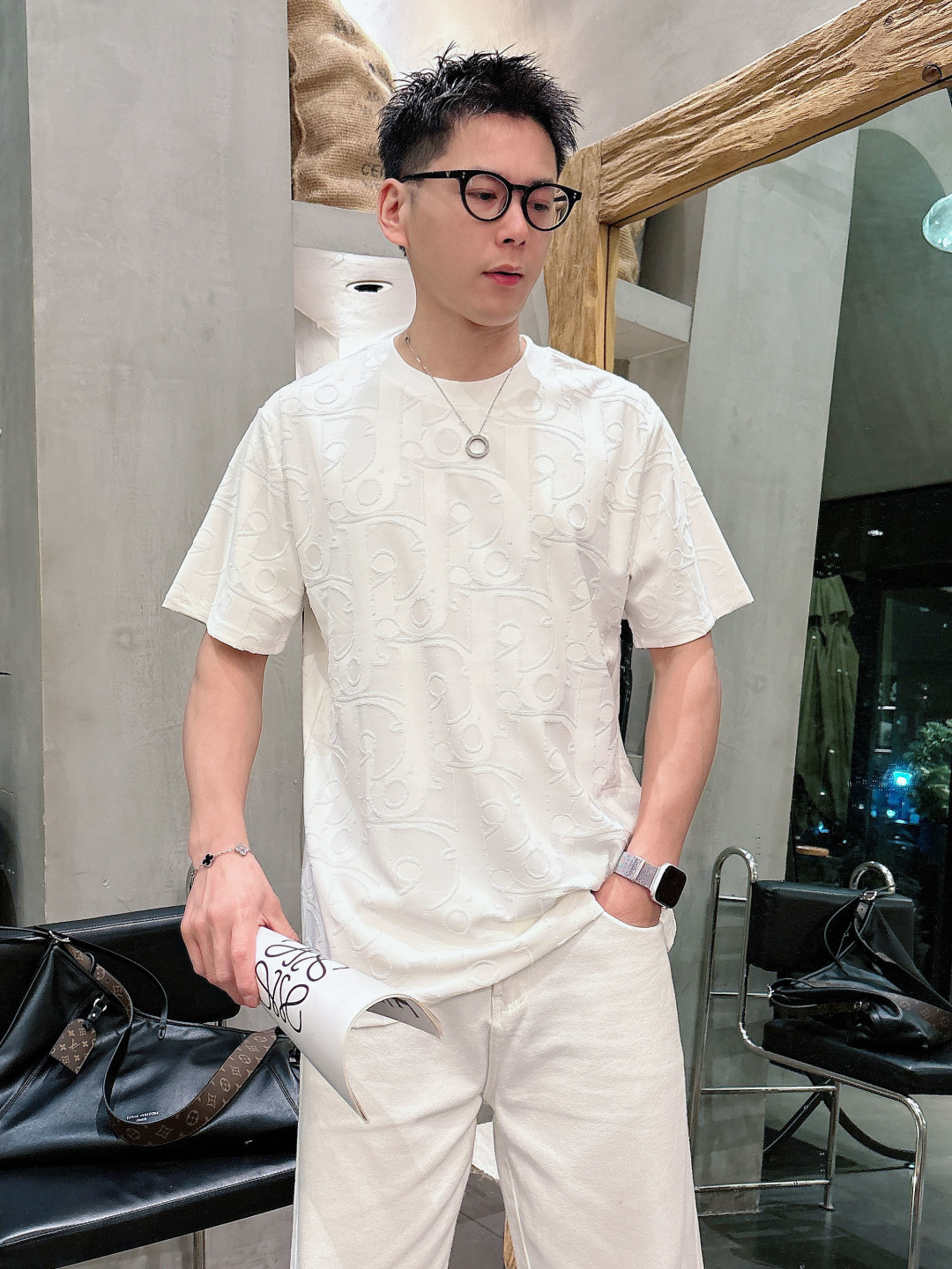 Dio 26ss新品 官网永远不败 经典款 永久精品 专柜永恒联名款 CD字母全身暗纹提logo 重工艺