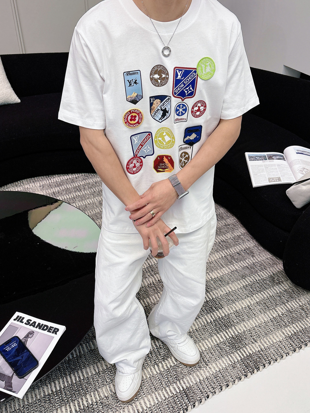 驴家26ss 新品专柜同步专柜上架 多重工艺 胸口多种旅行贴微章章仔印花 圆领短袖T恤，男女同款！寄予一