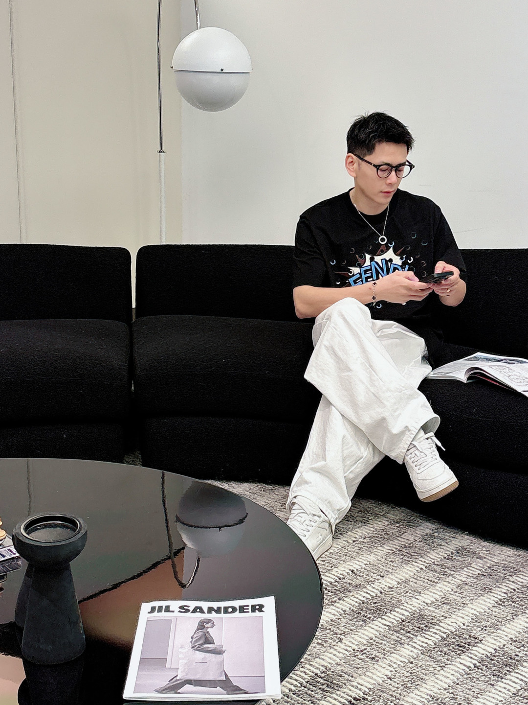 🌟🌟Fendi，2026FW早春标准版型短袖圆领T恤。纯棉材质。正面绣有定制的撞色FE*DI BoomP