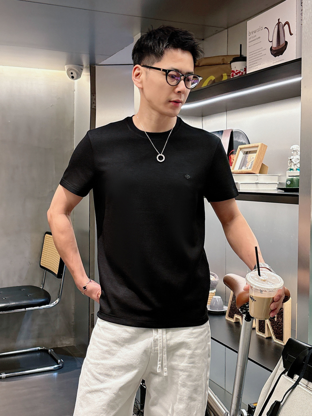 Loro Piana 1926ss 春夏新款首发专柜最新款短袖圆领T恤 高端订制 设计前卫时尚！手感柔软