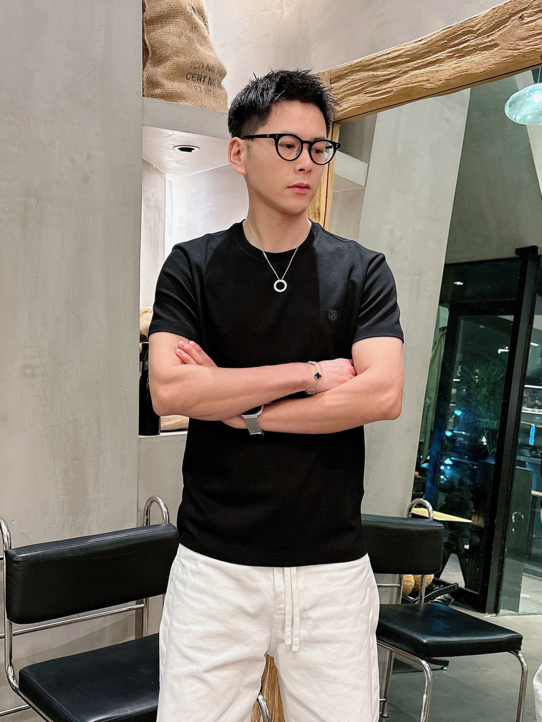 Loro Piana 1926ss 春夏新款首发专柜最新款短袖圆领T恤 高端订制 设计前卫时尚！手感柔软