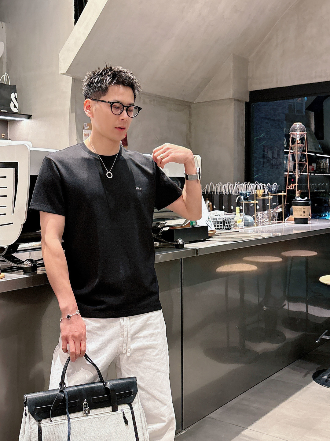 Dior迪奥 2026ss 春夏新款首发专柜最新款短袖圆领T恤 高端订制 设计前卫时尚！手感柔软.穿着舒