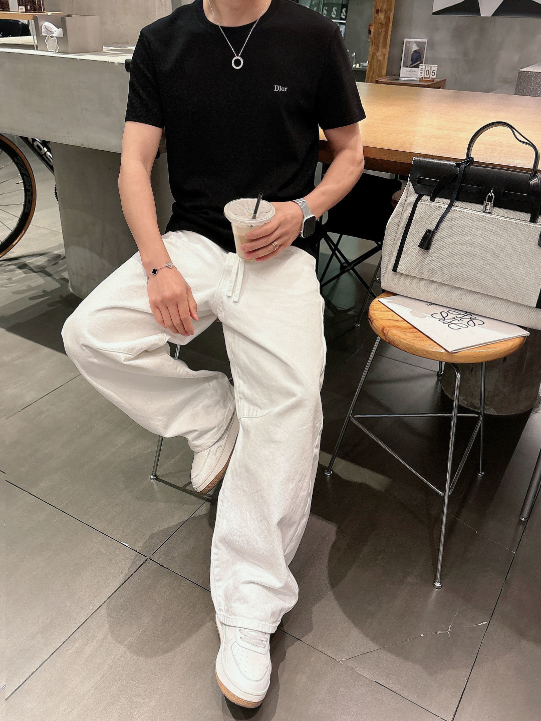 Dior迪奥 2026ss 春夏新款首发专柜最新款短袖圆领T恤 高端订制 设计前卫时尚！手感柔软.穿着舒