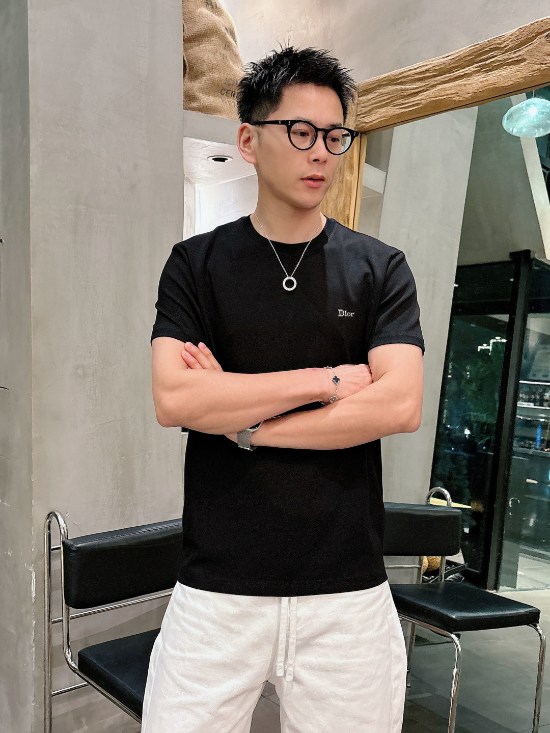 Dior迪奥 2026ss 春夏新款首发专柜最新款短袖圆领T恤 高端订制 设计前卫时尚！手感柔软.穿着舒