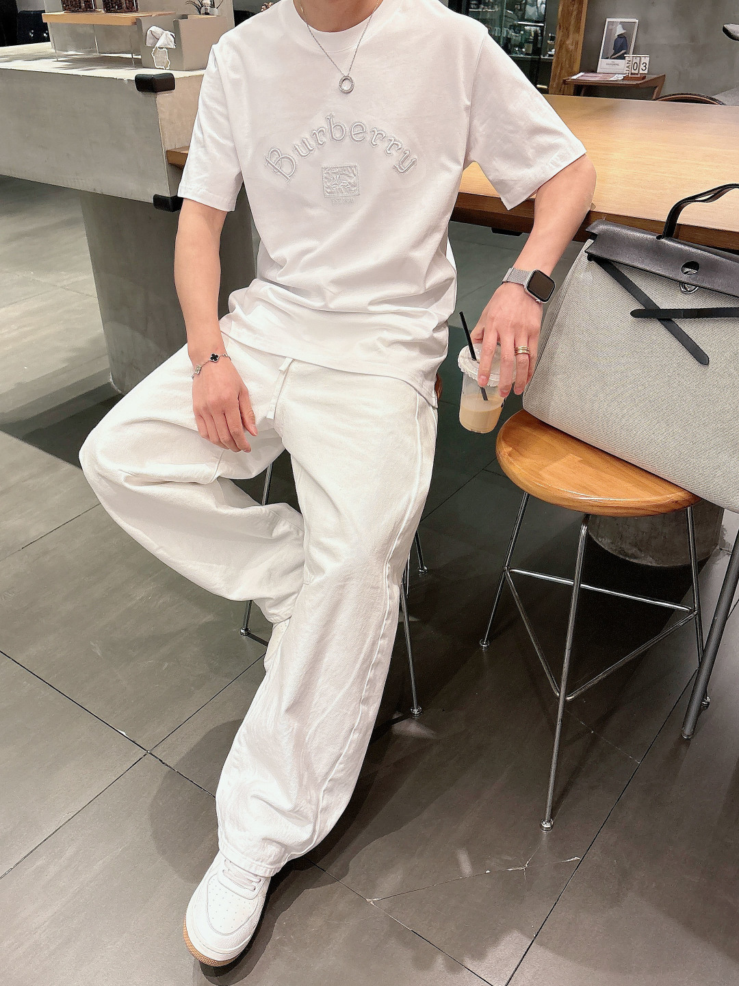 26新品#BURBERRY/巴宝莉 新款战马刺绣圆领短袖T恤高版本 高品质时尚个性 百搭潮流吊牌 领标 