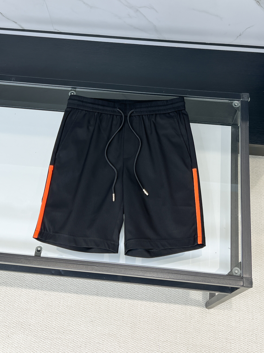 爱马仕* HERM*S * 夏季新品，男士经典徽标刺绣百搭弹力腰围抽绳短裤/五分裤，贸易公司渠道订单，百