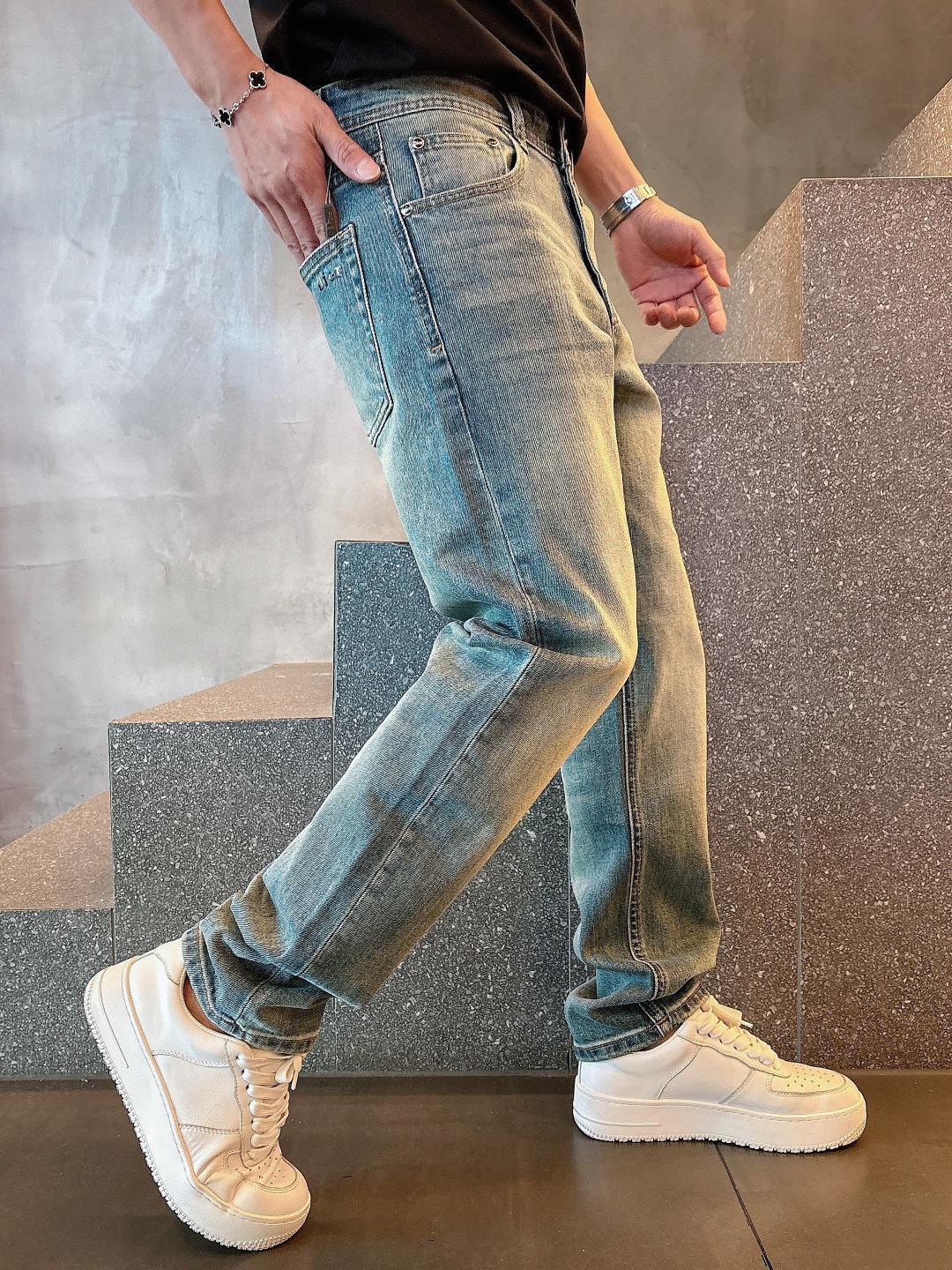 CD 新款时尚复古水洗怀旧牛仔裤，男士后腰老花铭牌装饰直筒显瘦休闲牛仔长裤！贸易公司渠道稀出，领先官网发