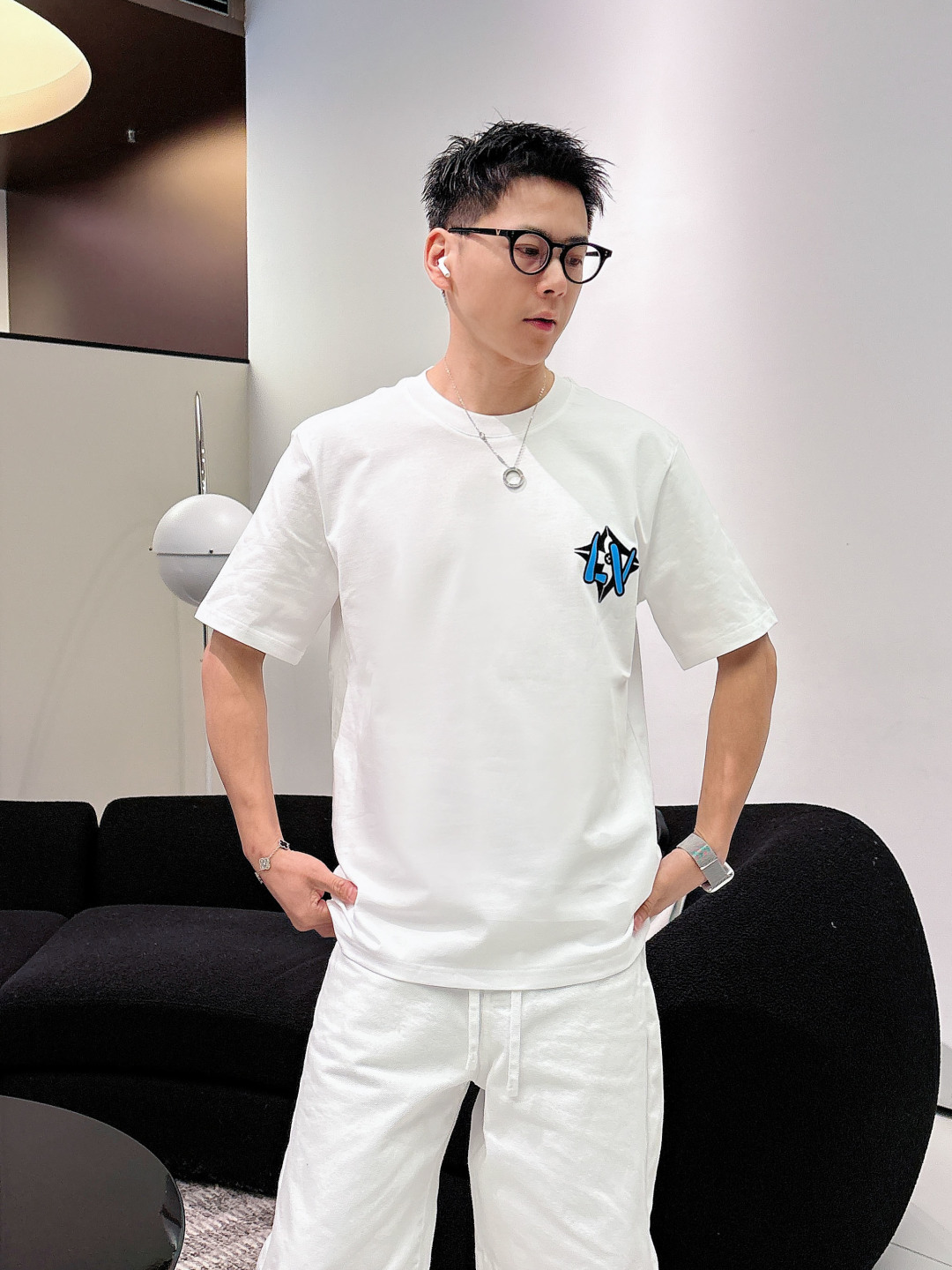 2026SS新品驴牌lv男士新款圆领短袖，香港洋行渠道货，重磅高端臻品，高奢品鉴白金级单品，26年官柜新