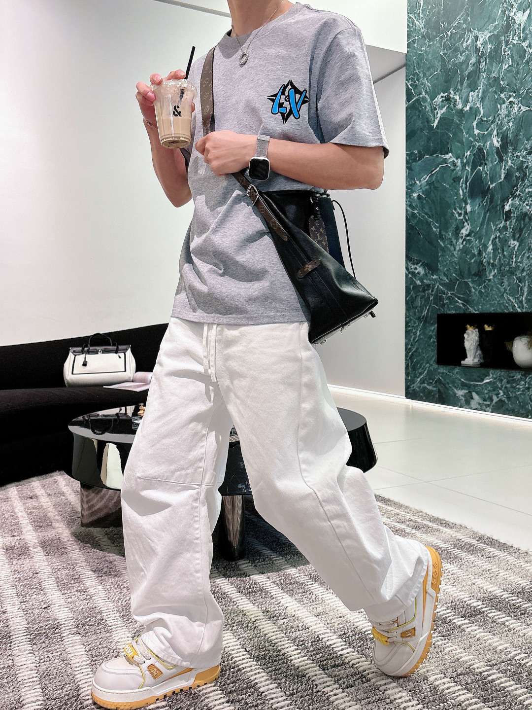 2026SS新品驴牌lv男士新款圆领短袖，香港洋行渠道货，重磅高端臻品，高奢品鉴白金级单品，26年官柜新