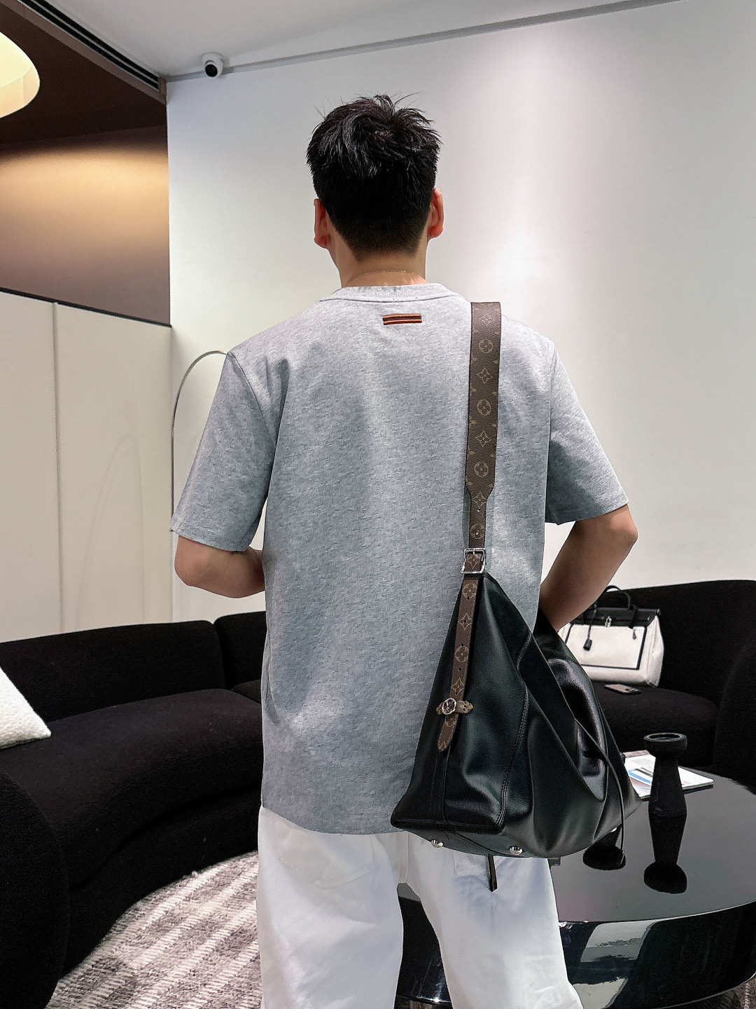 Zegna，2026ss夏季最新品，专柜同步有售，原单狠货，时尚休闲圆领短袖T恤，采用进口原版面料，舒适