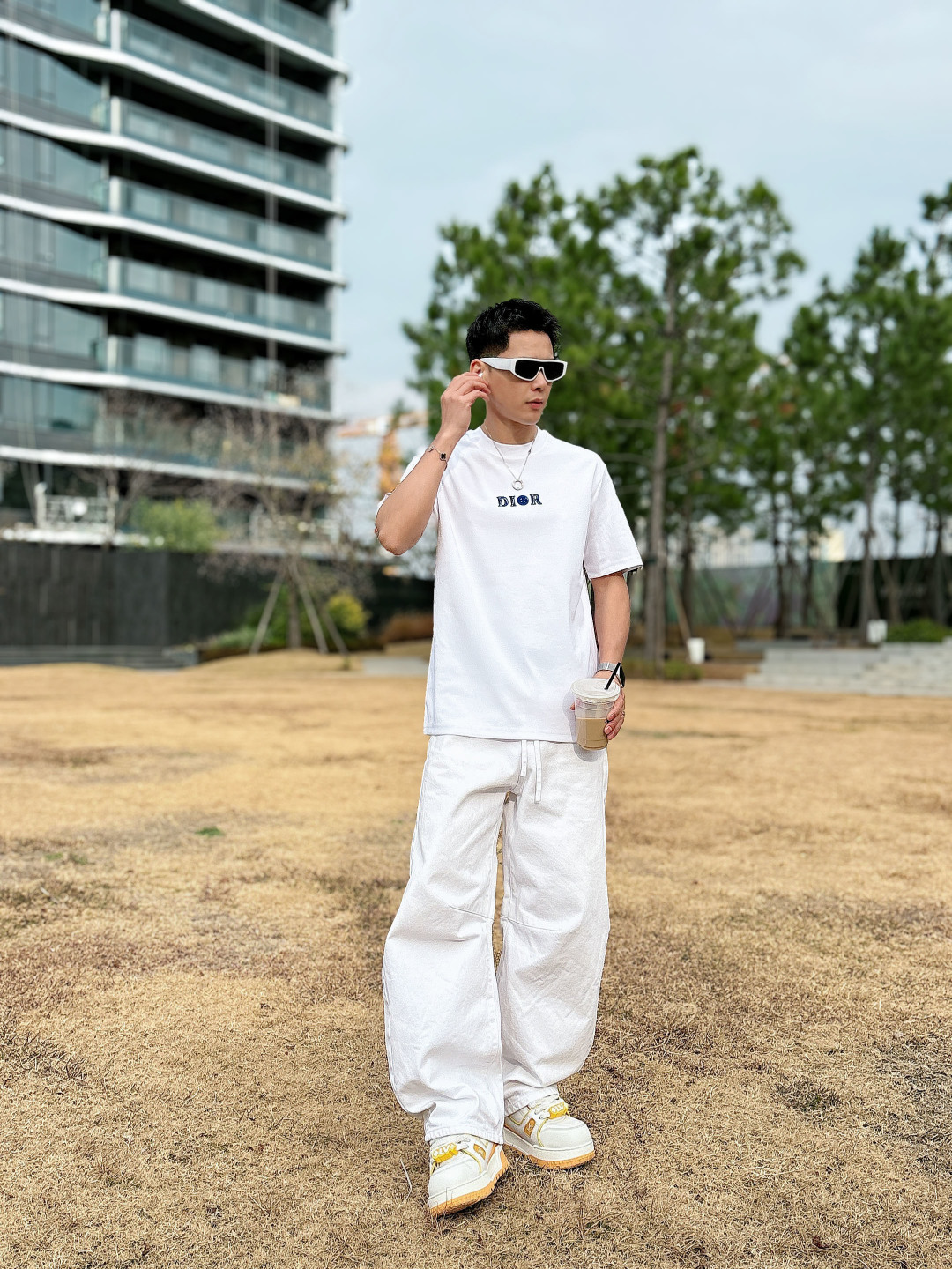 Dior迪奥 2026ss 春夏新款首发专柜最新款短袖圆领T恤 高端订制 设计前卫时尚！手感柔软.穿着舒