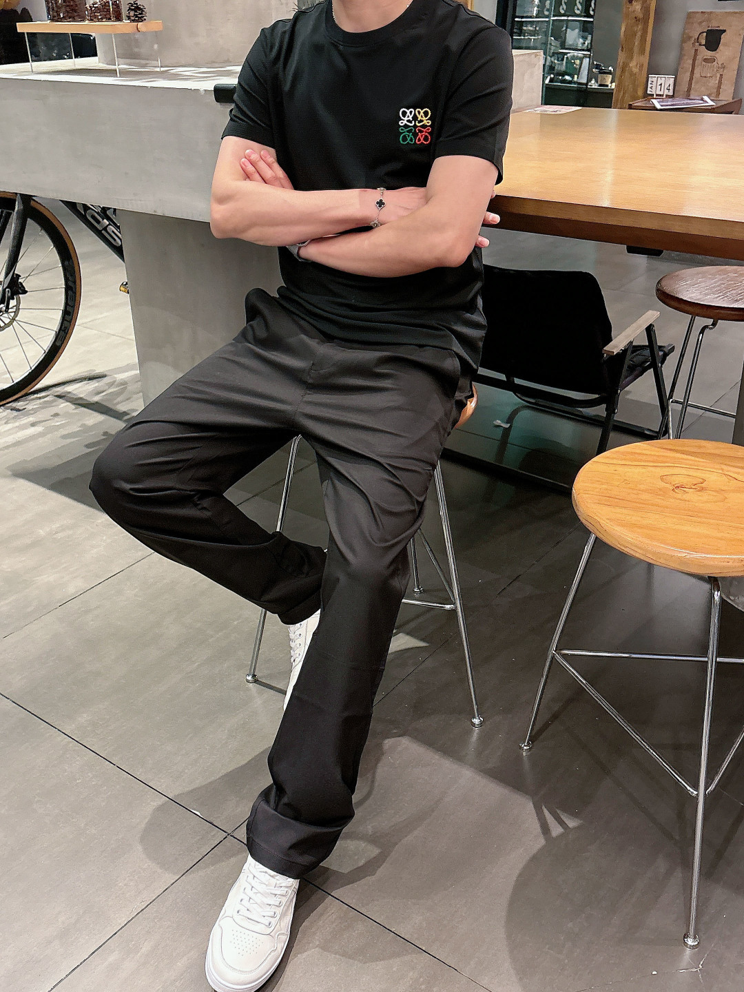 BC 26FW精梳棉混纺挺括有型自带筋骨感抗皱性极强四面弹力包容性好弹力松紧腰立体裁剪上身显瘦有型男士休