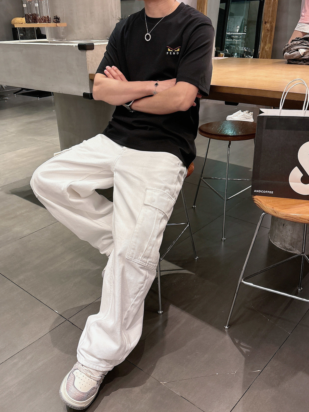 FENDI 芬迪 2026ss春夏新款上市 定制面料柔软舒适，经典刺绣眼睛 极具时尚代表性！精致小眼睛刺