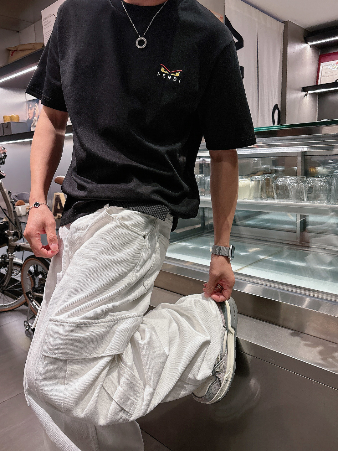 FENDI 芬迪 2026ss春夏新款上市 定制面料柔软舒适，经典刺绣眼睛 极具时尚代表性！精致小眼睛刺