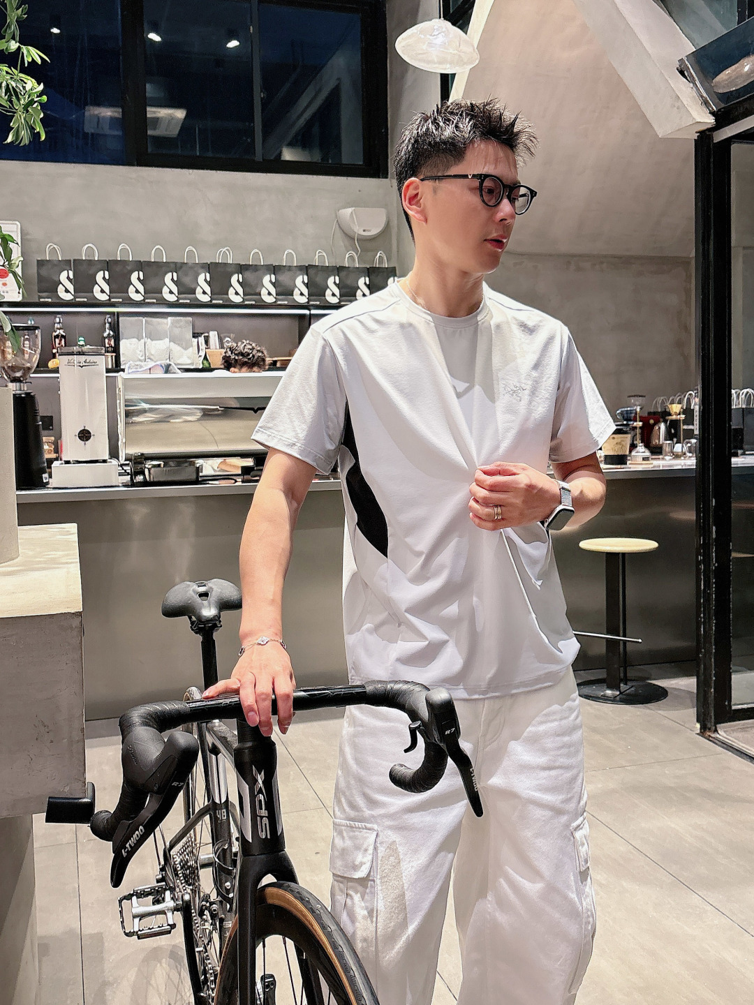 Arc’teryx 2026ss新款 超级耐看有型 业内首发，打造高端都市休闲运动风格，上身可以承载一切