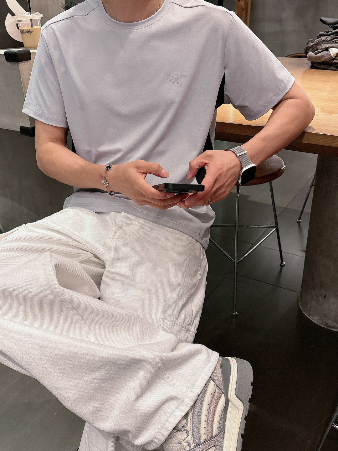 Arc’teryx 2026ss新款 超级耐看有型 业内首发，打造高端都市休闲运动风格，上身可以承载一切