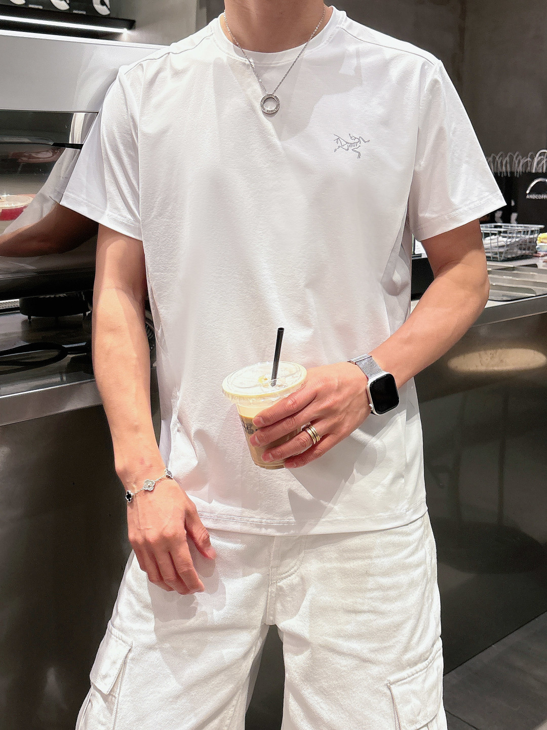 Arc’teryx 2026ss新款 超级耐看有型 业内首发，打造高端都市休闲运动风格，上身可以承载一切