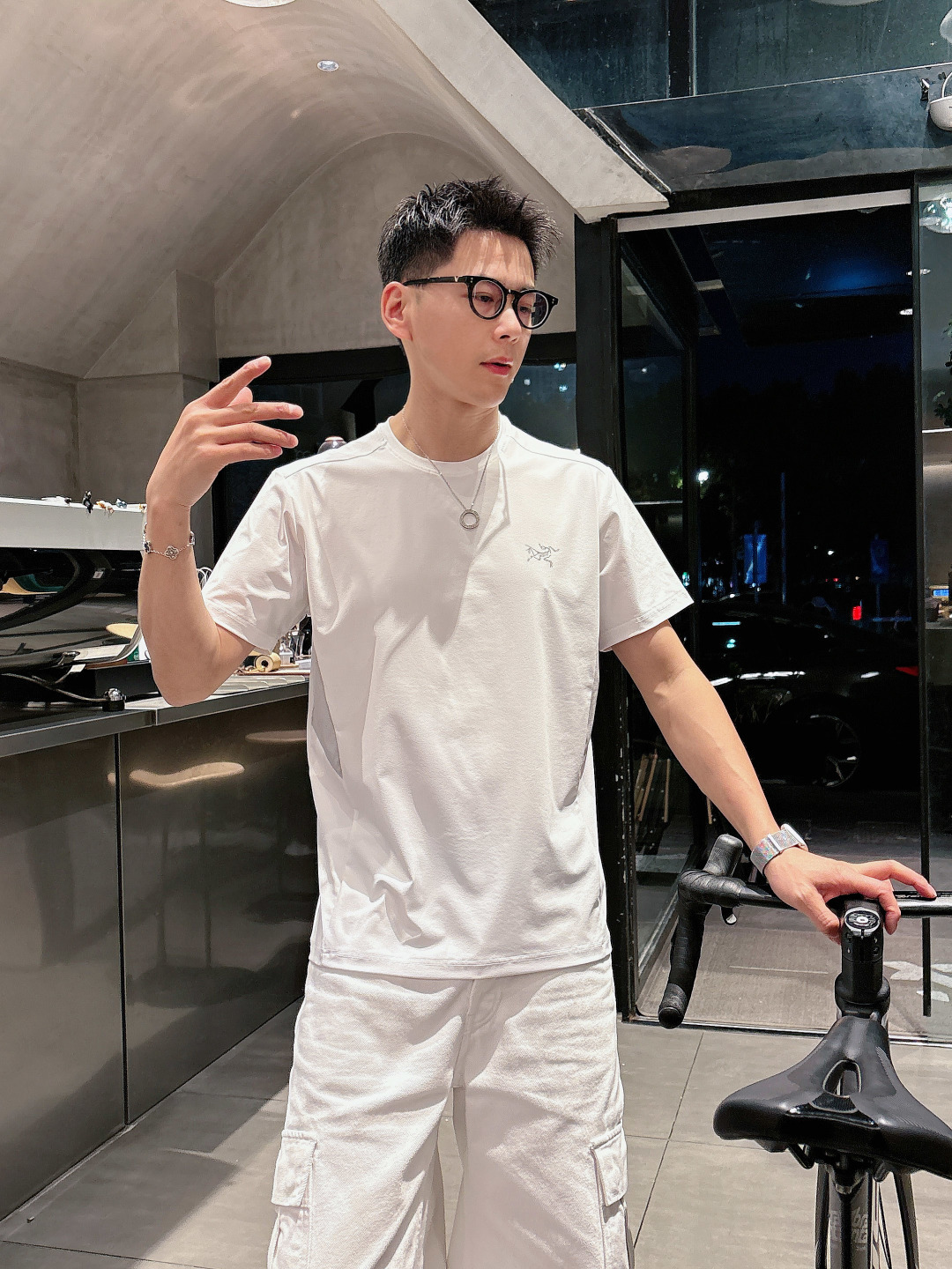 Arc’teryx 2026ss新款 超级耐看有型 业内首发，打造高端都市休闲运动风格，上身可以承载一切