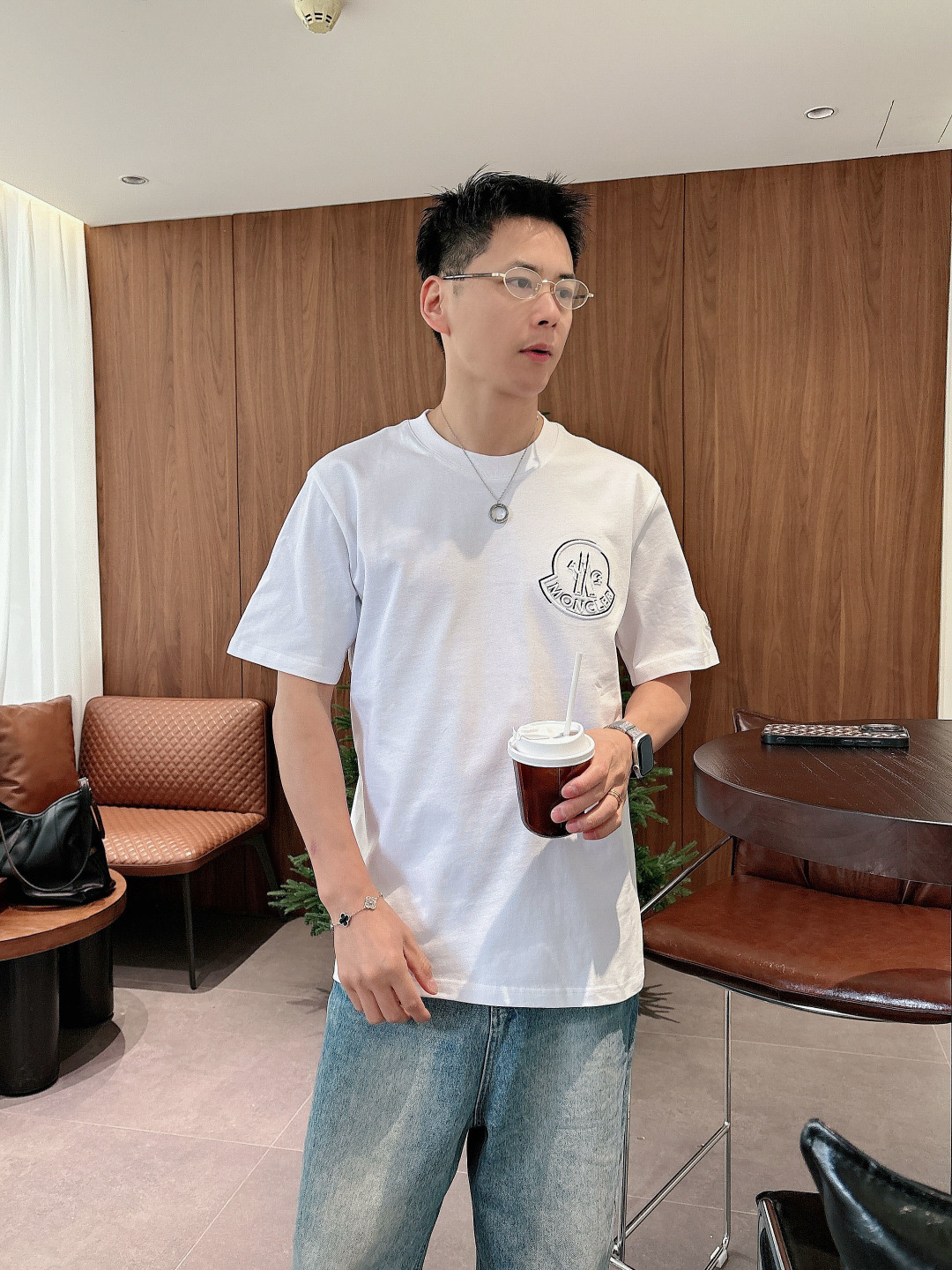 🌟MON*CLER 蒙口 2026春夏最新款男女同款👫休闲圆领短袖T恤！经典刺绣logo.既不单调也不复