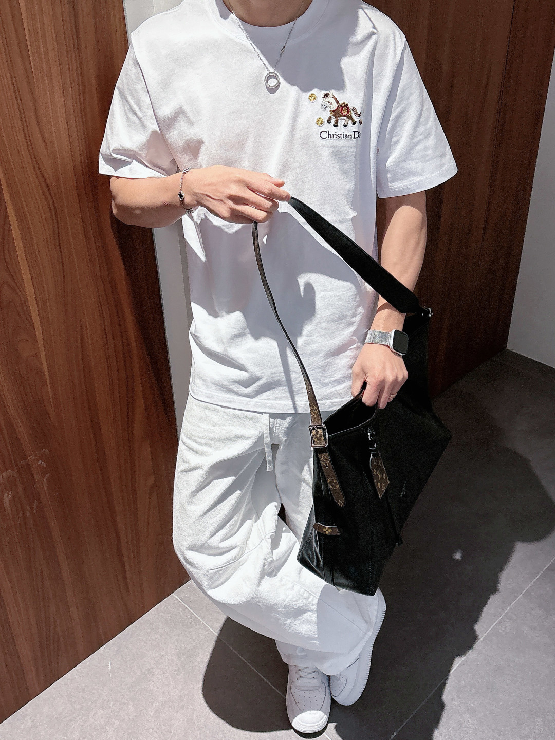 Dior*迪奥 2026 刺绣小马‼️短袖T恤®🖤一眼心动的Dior限定款来啦!'胸前立体刺绣小马萌趣吸