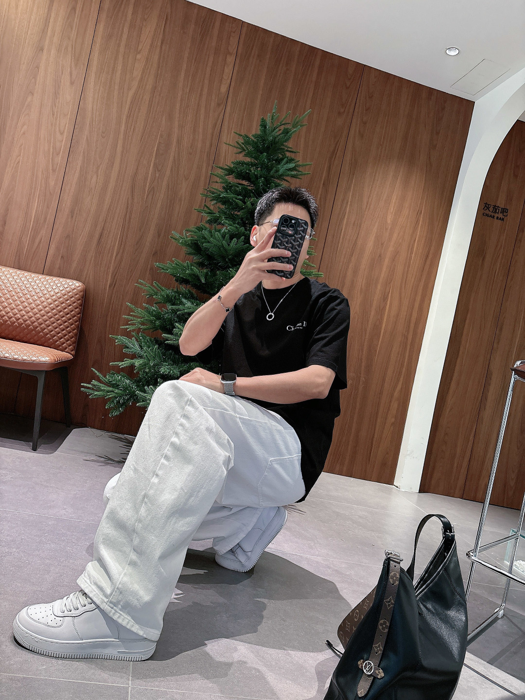 DO# 2026ss春夏新款首发专柜最新款短袖圆领T恤 高端订制 设计前卫时尚！品牌logo磨破工艺设计