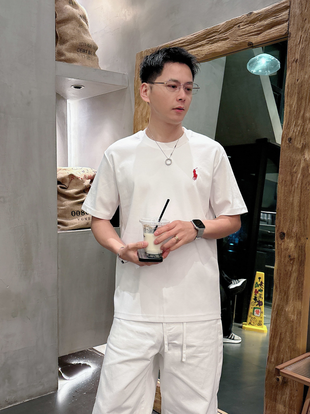 2026ss新品时尚休闲圆领休闲短袖 经典元素设计！没有过多复杂的工艺 玩的就是设计与材质的融合 专柜尺