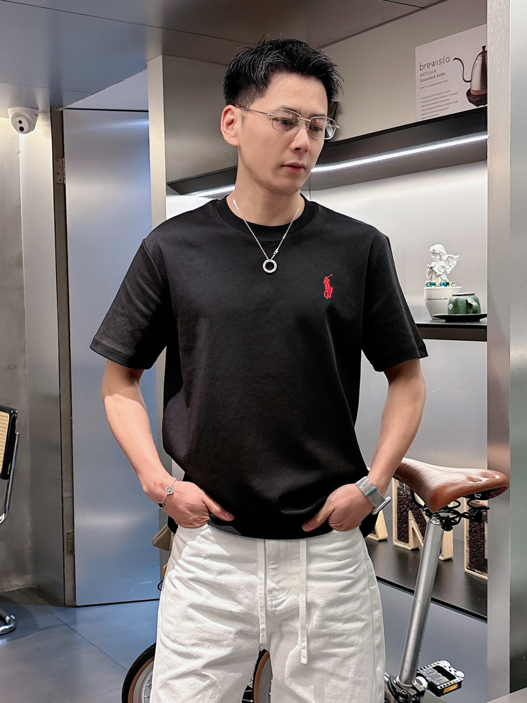 2026ss新品时尚休闲圆领休闲短袖 经典元素设计！没有过多复杂的工艺 玩的就是设计与材质的融合 专柜尺