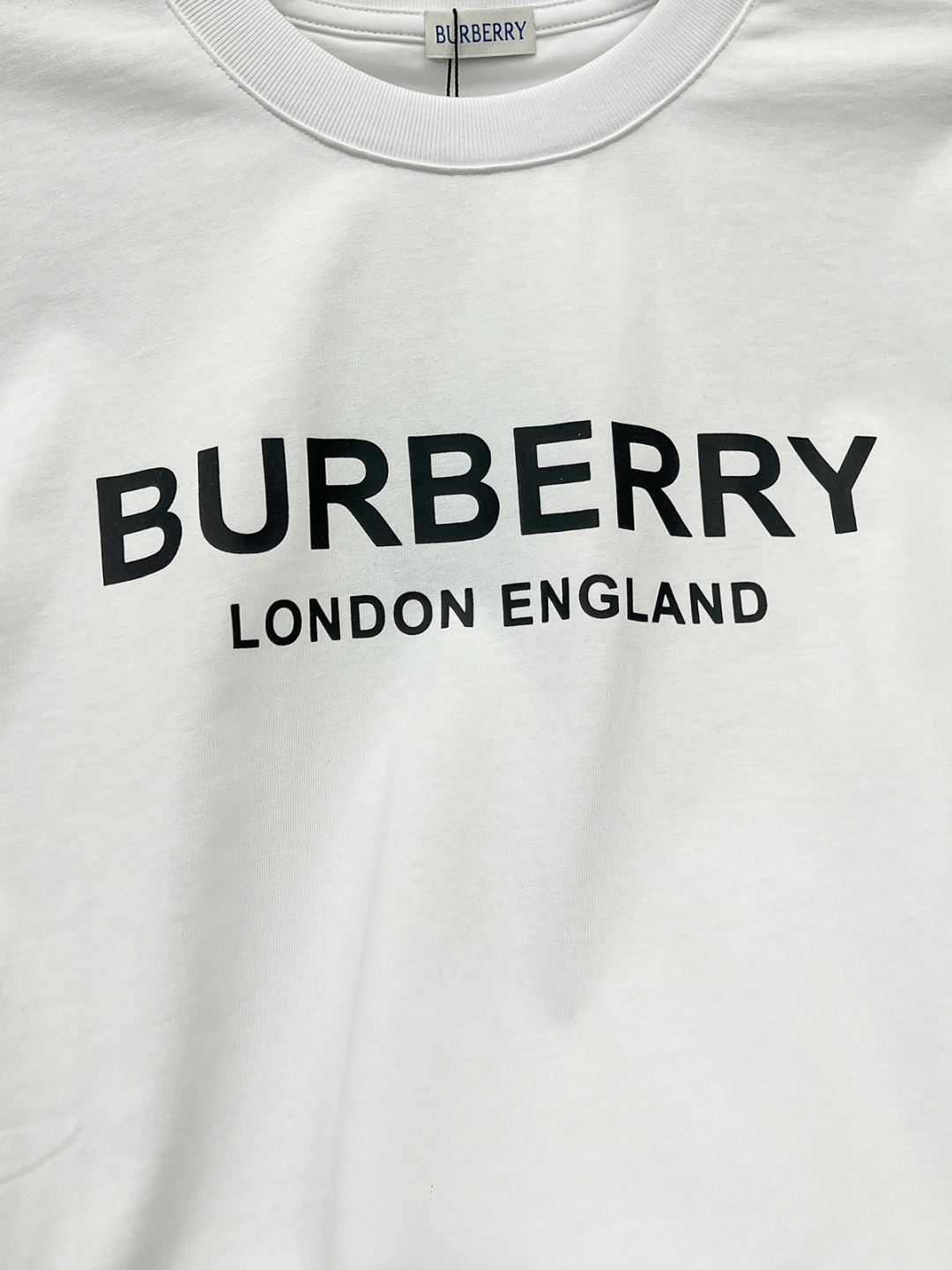 BURBE圆领短袖T恤品牌经典 立体双层胶印字母LOGO压花工艺官方同步  高版本 高品质时尚个性  百
