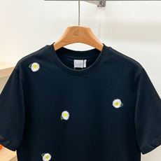 CD26SS春夏新款平纹针织棉布基础圆领短Tee,男女同款满幅菊花🌼图案刺绣休闲短袖T恤衫!贸易公司渠道 CD26SS春夏新款平纹针织棉布基础圆领短Tee,男女同款满幅菊花🌼图案刺绣休闲短袖T恤衫!贸易公司渠道