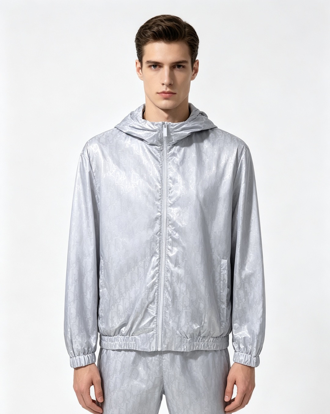 NO:947320,Dior 2026 latest Dior fashion casual hooded jacket, high-end quality, classic letter logo jacquard fabric, pattern fabric hardware are all customized 1:1 at the counter, the zipper hardware of the body are all custom-dyed with the same color without color difference, the labor cost is expensive, the upper body is handsome and stylish, not restrictive at all, and the upper body is super comfortable!  The whole thing is super cool and high-end!  The upper body is not heavy, showing a fashionable and personalized atmosphere!  Color: Black Blue Silver Gray Light Army Green Size: M-XXXL,, dior, dior, jackets & coats, hats,19860909Dior 2026最新款迪奥时尚休闲连帽外套,高端品质、经典字母logo提花面料、版型面料五金都是专柜1:1定制,衣身拉链五金全部定制定染同色无色差,工费昂贵上身帅气有型,一点不拘束、上身超级舒适！整件超级酷炫上档次！上身不厚重,尽显时尚个性气息！ 颜色:黑色 蓝色 银灰色 浅军绿色 码数:M-XXXL,,dior,dior,jackets & coats,hats,,Men's clothing