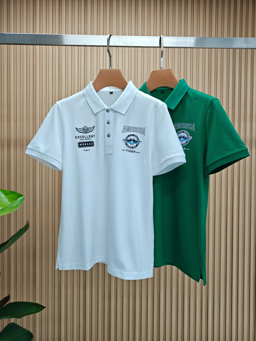 NO:469193,Armani 25SS Spring and Summer Latest Pearl POLO Short Sleeve Original Customized Three-color Striped Threaded Cuffs Neck Emblem Logo Simple and generous Classic and versatile Two-color Model Number of 48-56 (M-3XL), Armani, T-shirt, alexander wang19860909阿玛尼 25SS春夏最新珠地POLO短袖 原版定制三色条纹螺纹袖口 领口 徽章logo 简单大方 经典百搭 双色 款 码数48-56（M-3XL）,,armani,T-shirt,alexander wang,Men's clothing