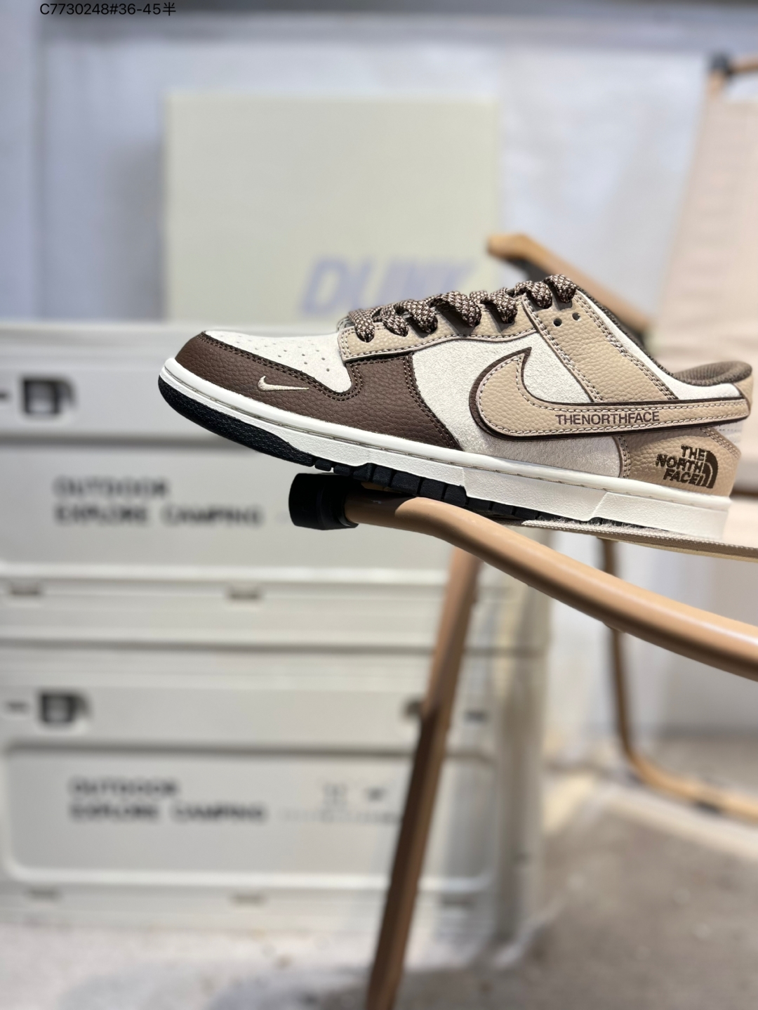 💰145
🈴️开学季福利特价❗️纯原头层版本 Nike SB Dunk Low 大厂出品 极力推荐 新配色
原装头层材料 独家版型蒸餾加工
帶來的是更好的视觉和脚感体验
大厂纯原品质出货 清洁度 
电绣工艺 皮料切割干净无任何毛边 细节完美DJ2024 C7730248#36-45半