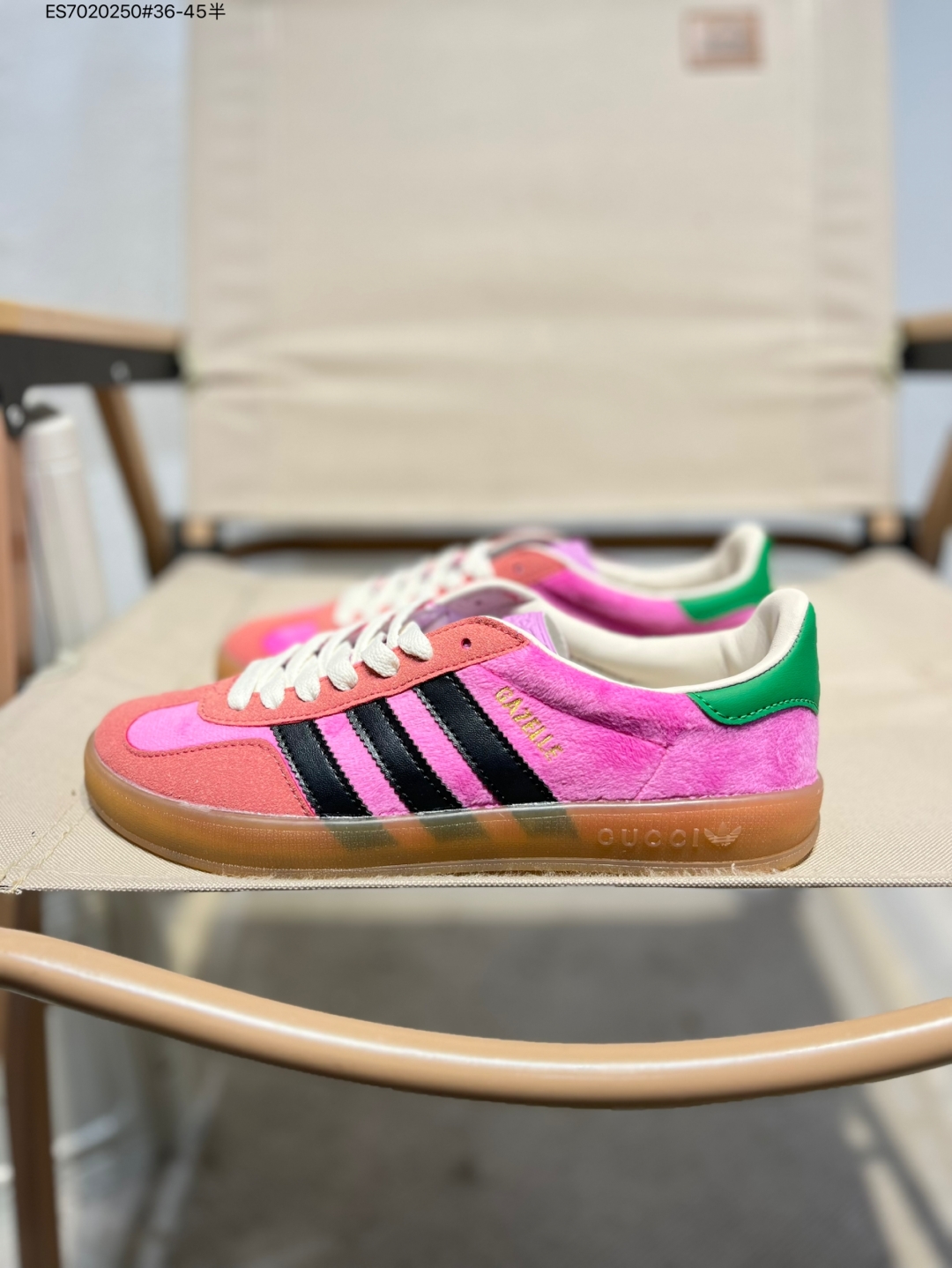 💰130
开学季福利特价❗️阿迪达斯Adidas Originals Gazelle"Esquisite Gucci"德训 羚羊系列低帮复古百搭休闲运动板鞋707864 ES7020250#36-45半