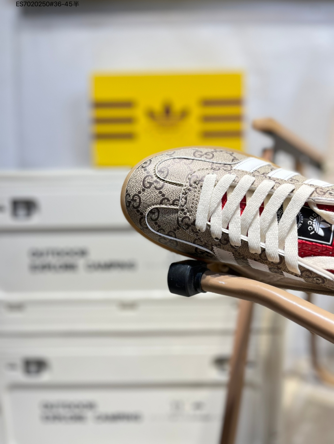💰130
开学季福利特价❗️阿迪达斯Adidas Originals Gazelle"Esquisite Gucci"德训 羚羊系列低帮复古百搭休闲运动板鞋707864 ES7020250#36-45半