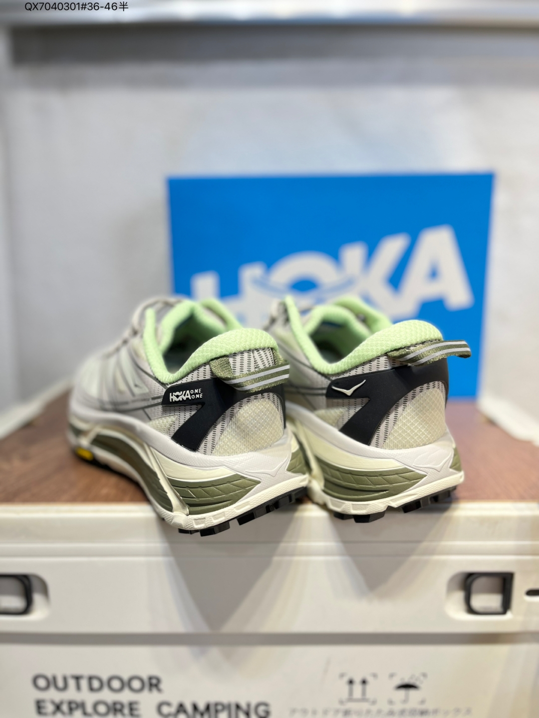 💰215
HOKA ONE ONE Mafate Speed 2 Low 轻量低帮户外越野跑鞋 户外山脉越野轻量运动跑鞋
鞋面用轻的无缝架构 鞋带用了弹性不易松脱的扁宽弹性鞋带 轻薄的TPU贴在透气的鞋面上 以前掌与中掌部分进行加宽 橡胶大底 EVA缓震鞋底用滚动平衡技术引导跑者自然步态 
货号:1126851 QX7040301#36-46半