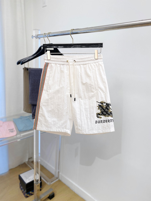 Burberry شورت رياضي صيفي رجالي فاخر بشعار العلامة التجارية 1 Burberry شورت رياضي صيفي رجالي فاخر بشعار العلامة التجارية