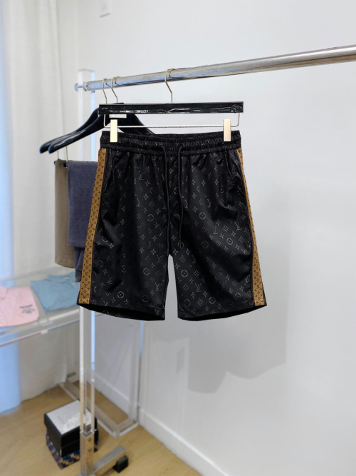 Louis Vuitton Pantalones Cortos Casuales de Verano 2025 - Lujo y Comodidad 1 Louis Vuitton Pantalones Cortos Casuales de Verano 2025 - Lujo y Comodidad