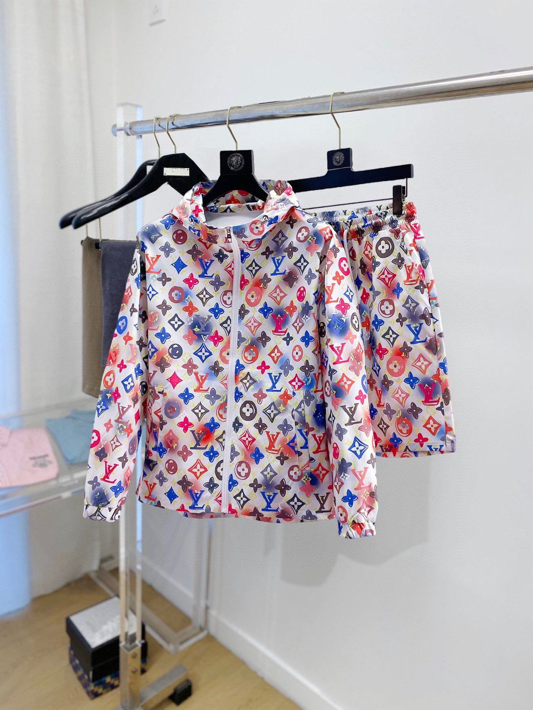 Louis Vuitton Summer Printed Sunscreen Set - Lightweight & Breathable