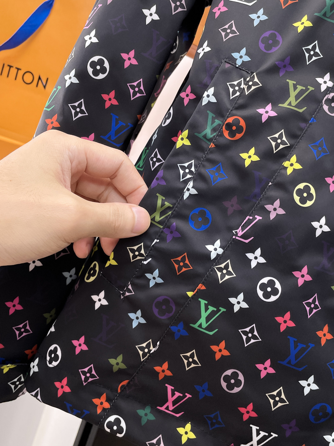 LV men Louis VuittonLV 2026 New ， ， ! ， ， ， ， ！ Logo ！ ， Get ! ， ， ， ! ：M-3XL ！ — photo 6