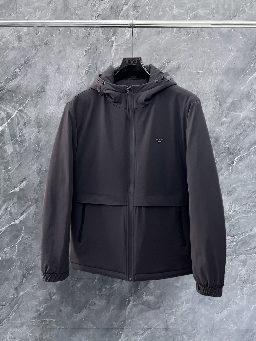 _drs9sIblUvNVx-7-sfDM8mOLxF3N7uQn8ctq6yg