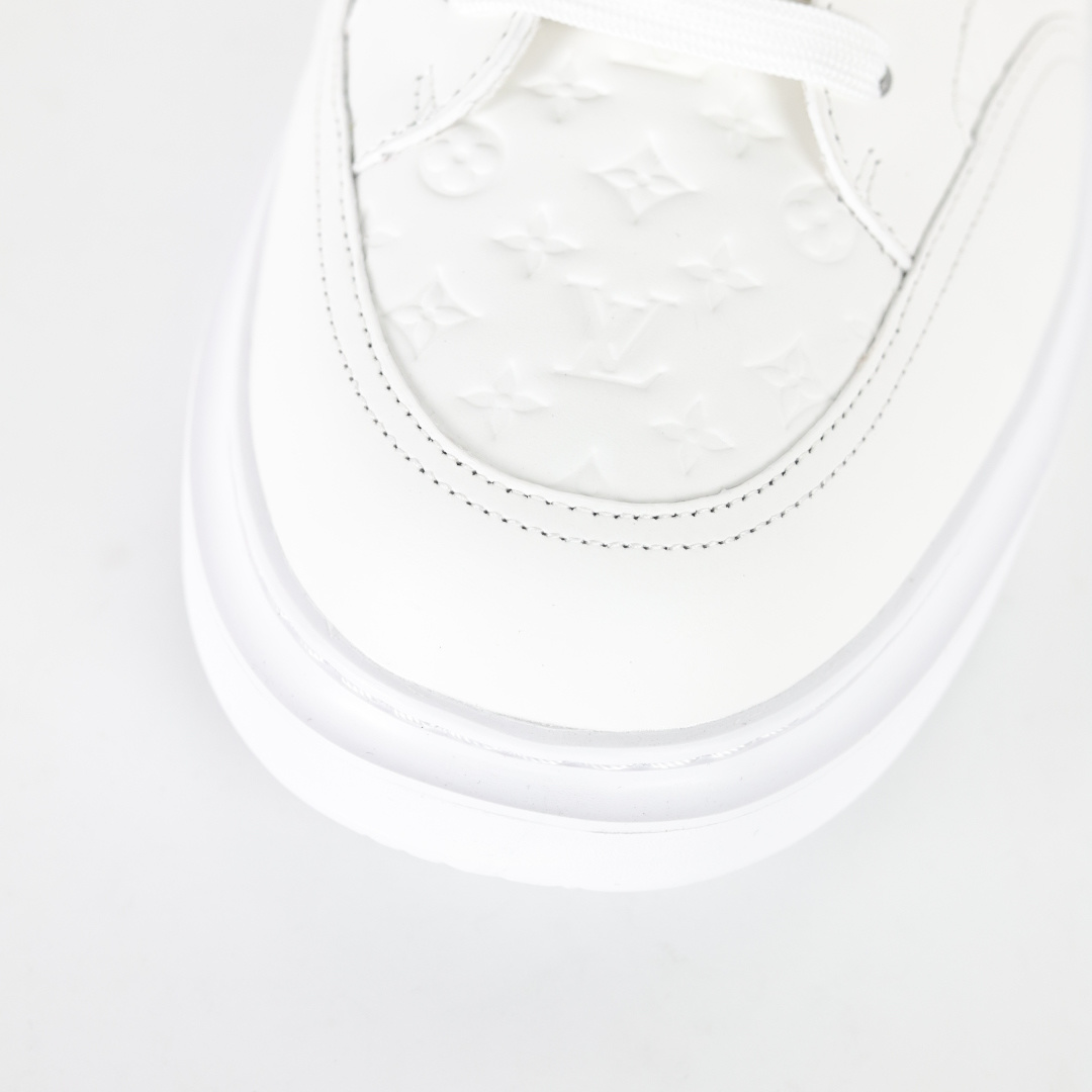Beverly hills 生活休闲鞋 柔软牛皮革描摹经典 monogram印花 塑造优雅鞋面 橡胶外底