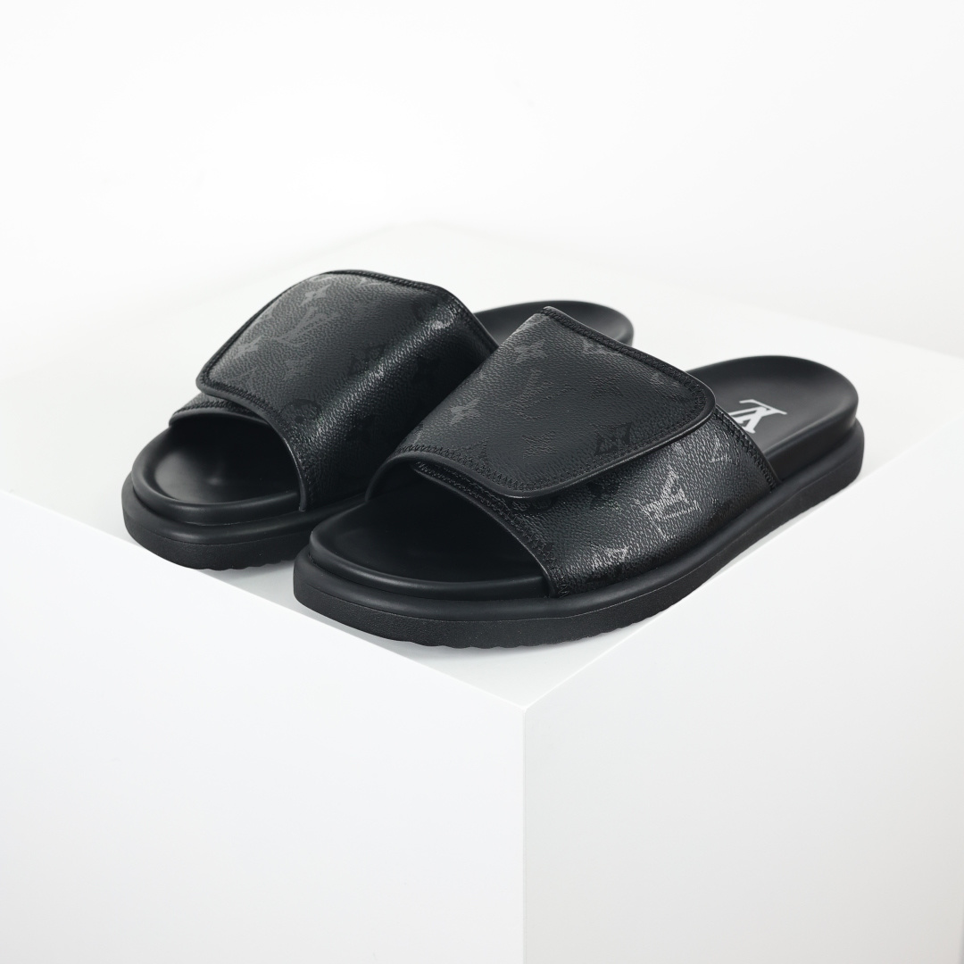 Alternative view of Sneakers W370300 13347