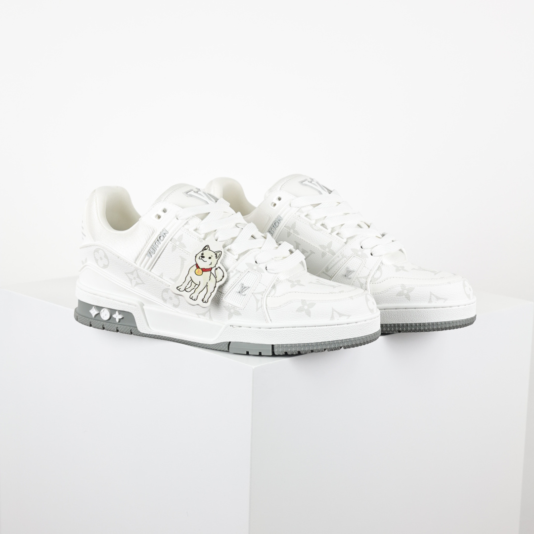 550 Lv Trainer X1 Max 版本 高奢经典巅峰 限定白皮 东莞纯原顶级高端复刻