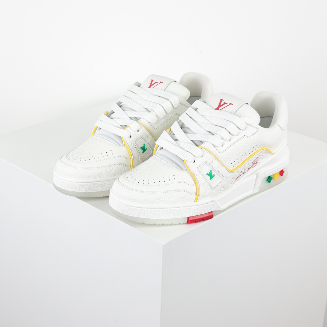 550 Lv Trainer X1 Max版本 高奢经典巅峰 邮轮限定