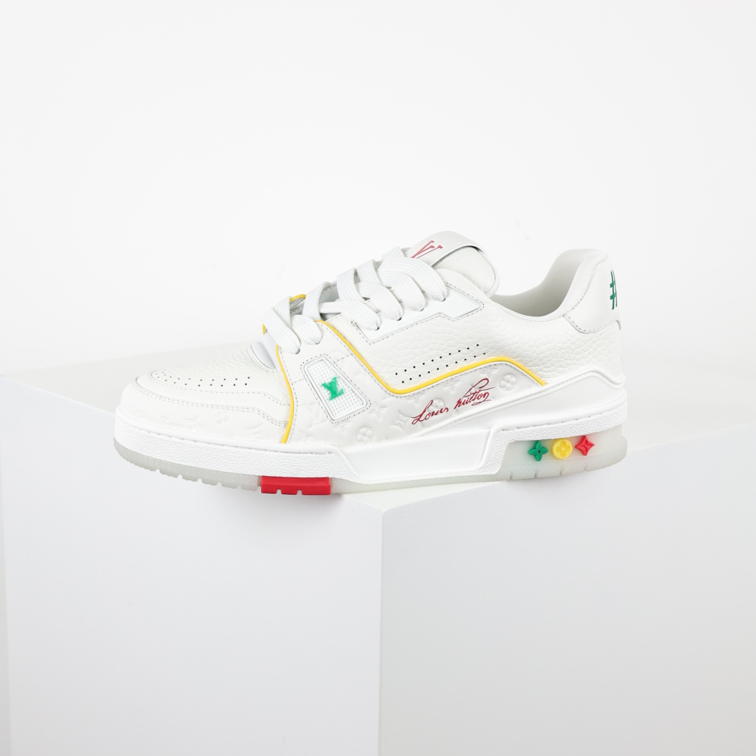550 Lv Trainer X1 Max版本 高奢经典巅峰 邮轮限定
